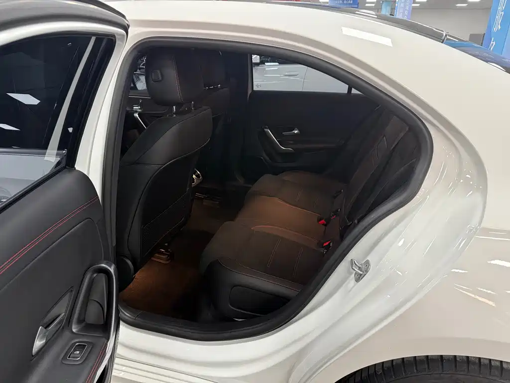 MERCEDES-BENZ A CLASS