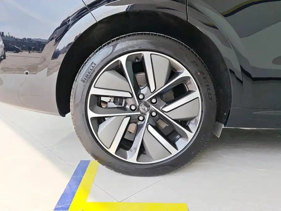 Li Auto Li L6 — миниатюра 6