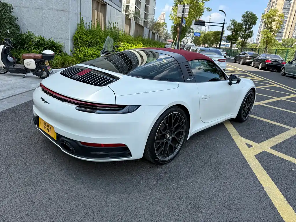 Porsche 911 — миниатюра 5