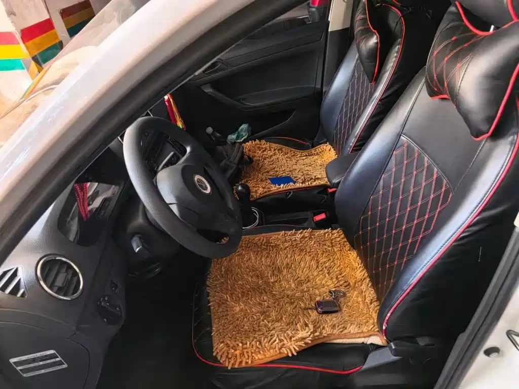 Volkswagen Jetta — миниатюра 11