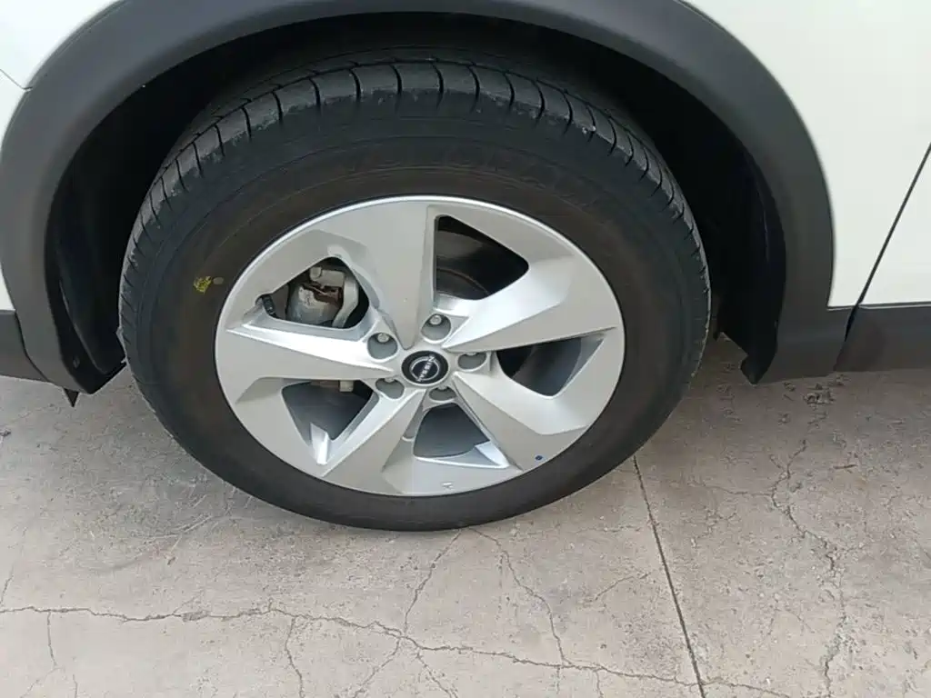 Nissan Qashqai — миниатюра 23