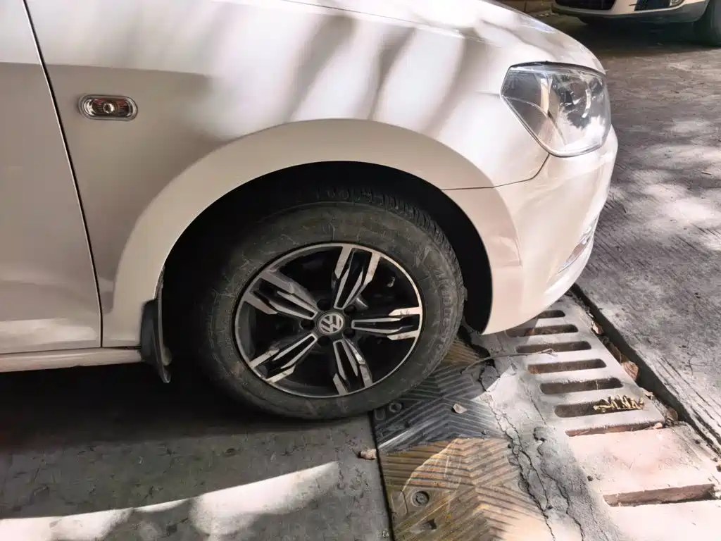 Volkswagen Jetta — миниатюра 24