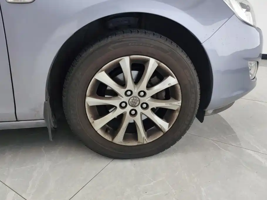 Buick Excelle — миниатюра 6