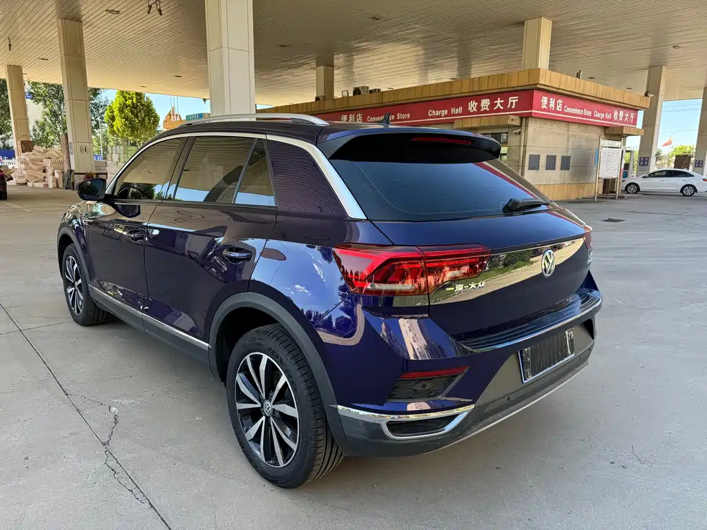 Volkswagen T-Roc — миниатюра 17