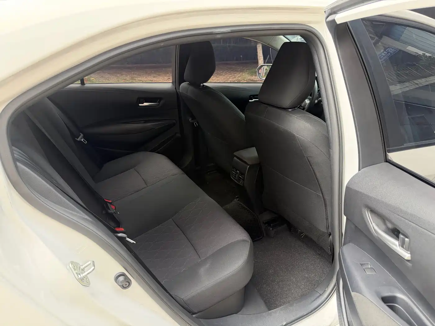 Toyota Corolla id 4654592 из Китая 8
