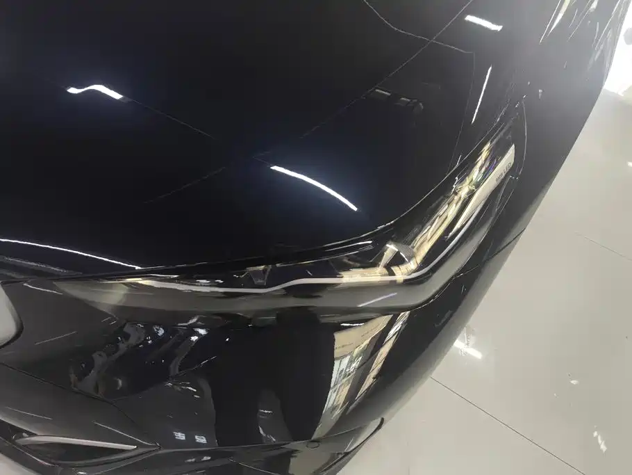 BMW i5 — миниатюра 5