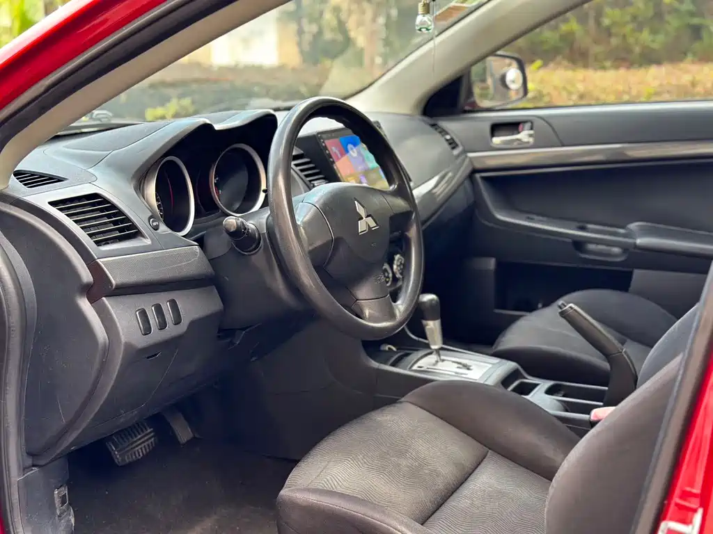 Mitsubishi Lancer EX Fashion Edition 1.8L CVT Luxury Type, фото 3