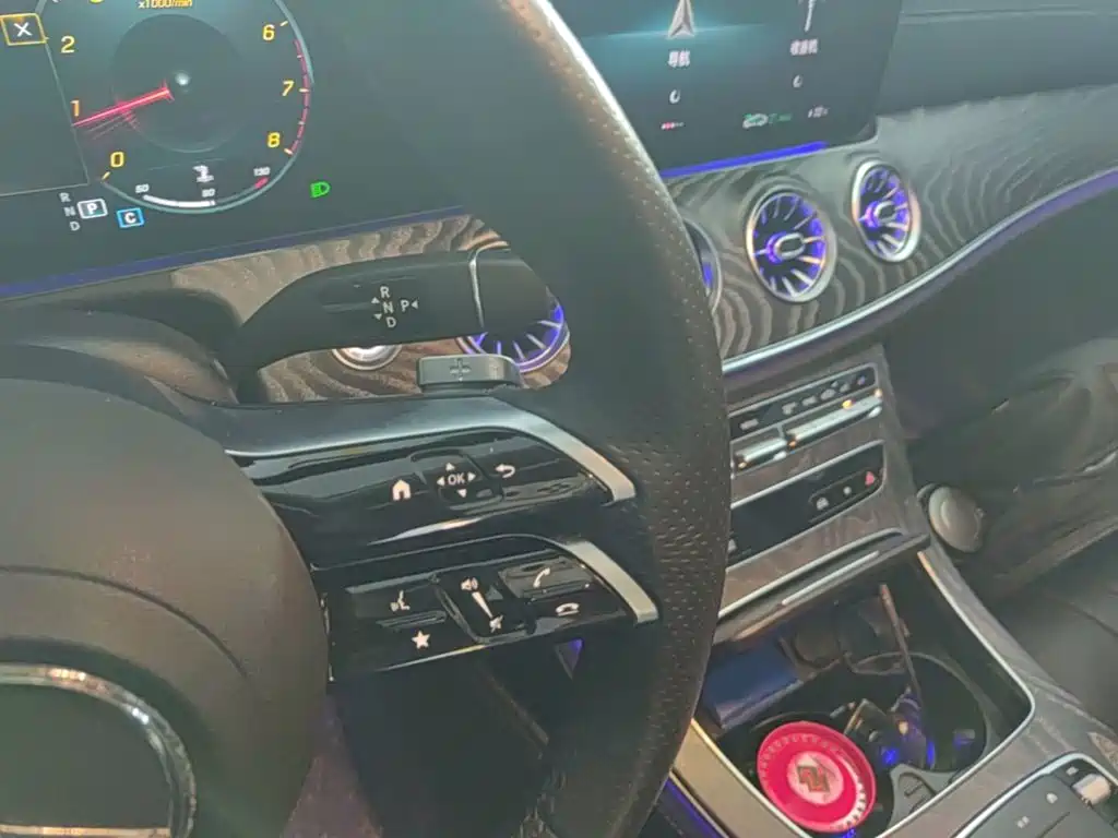 Mercedes-Benz CLS — миниатюра 14