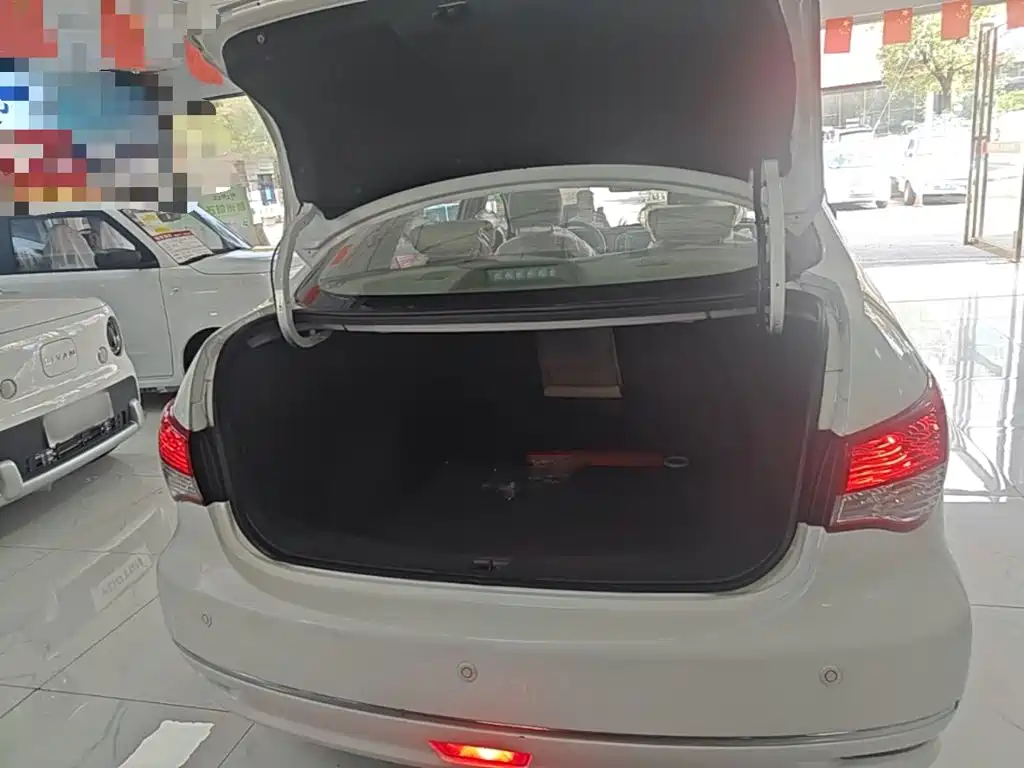 Dongfeng E11K — миниатюра 19