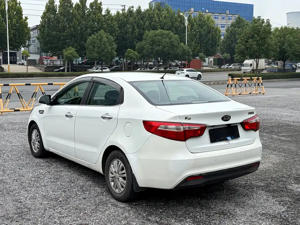 Kia K2 — миниатюра 7