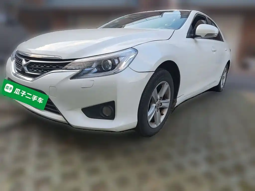 Toyota Reiz 2016