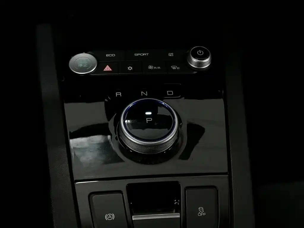 BYD e2 — миниатюра 13