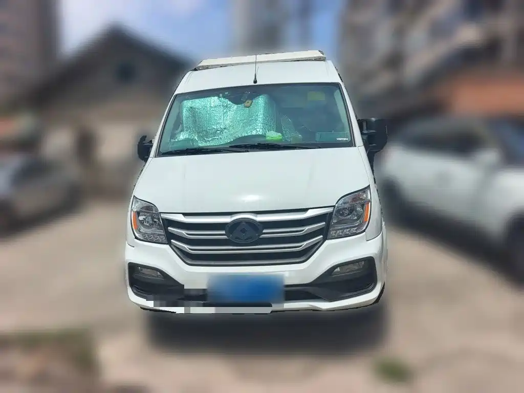 MAXUS V80 — миниатюра 24