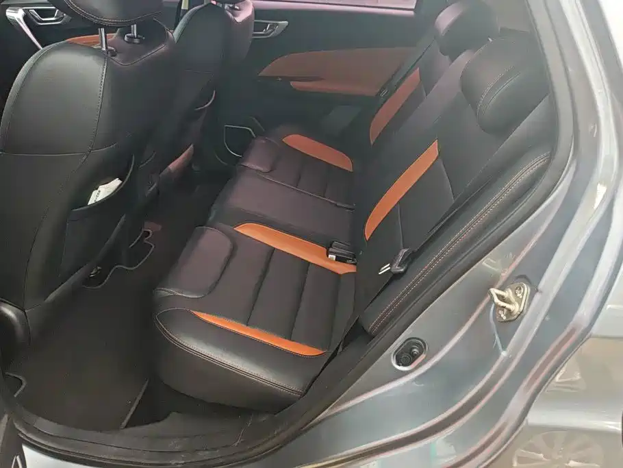 Geely Vision X3 — миниатюра 11