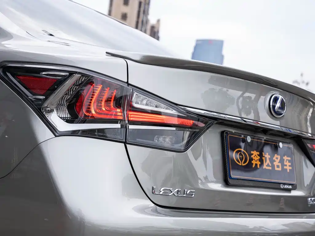 Lexus GS — миниатюра 7