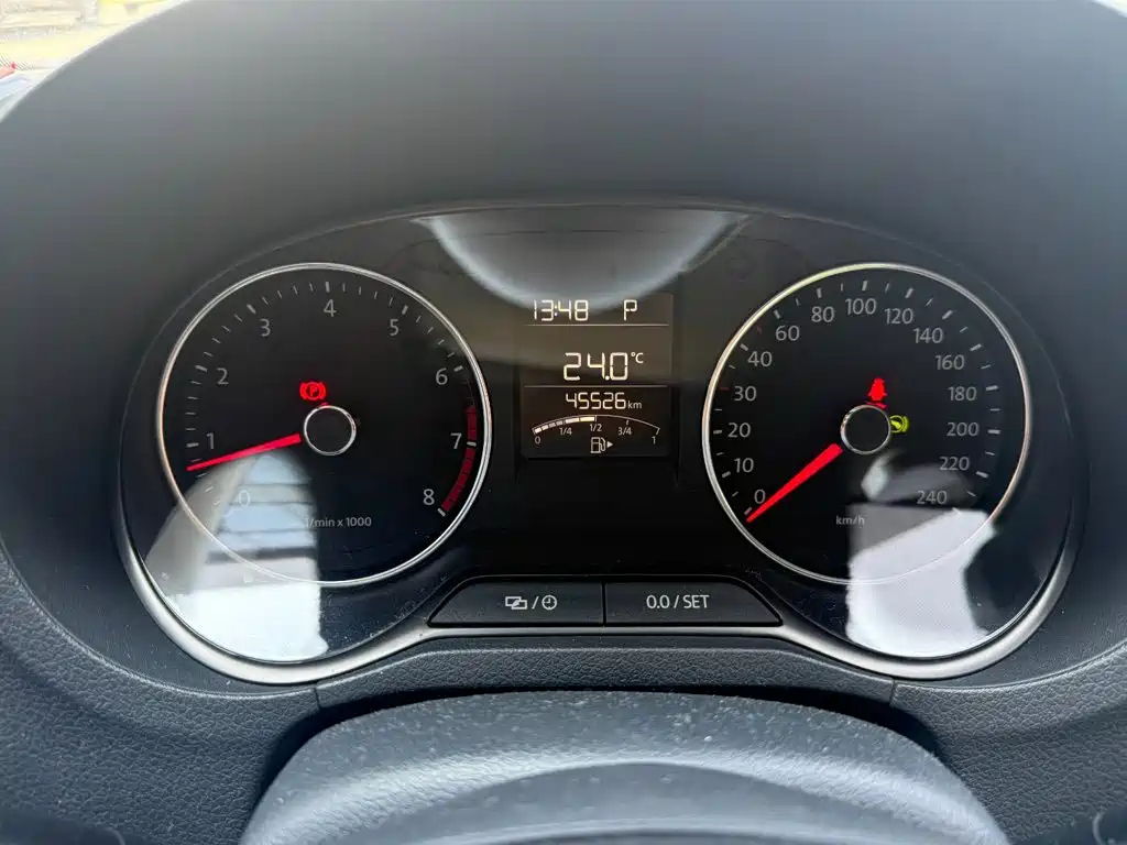 Volkswagen Polo — миниатюра 6