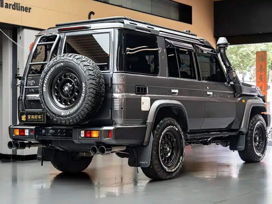 Toyota Land Cruiser — миниатюра 4