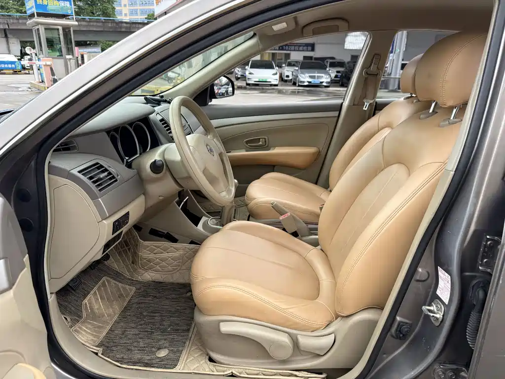 Nissan Sylphy — миниатюра 4