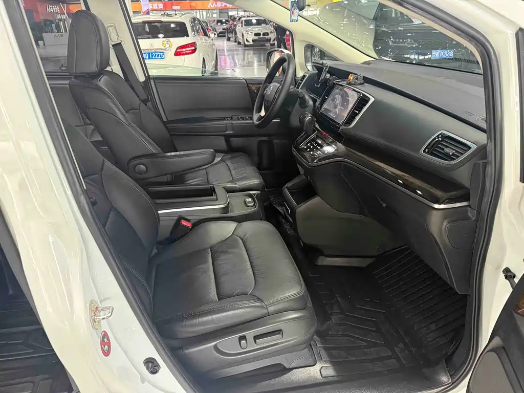 Honda Odyssey — миниатюра 21