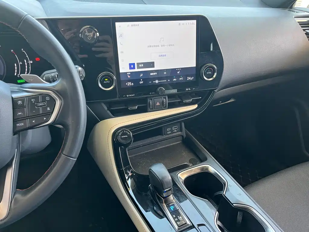 Lexus NX — миниатюра 16