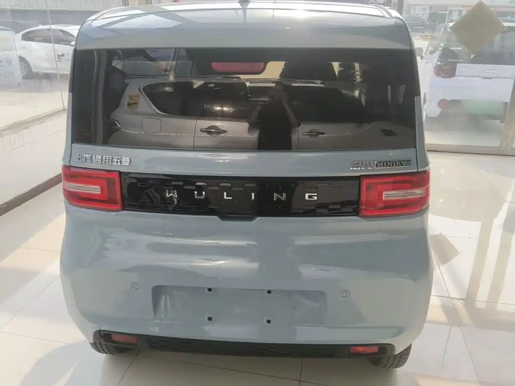 Wuling MINIEV — миниатюра 6