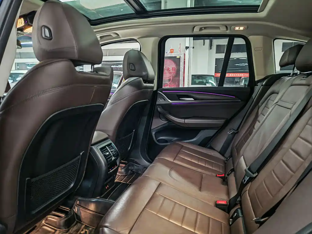 BMW X3 — миниатюра 12