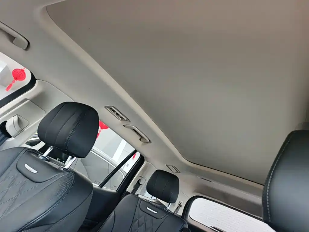 Hongqi Hongqi HS7 PHEV — миниатюра 18