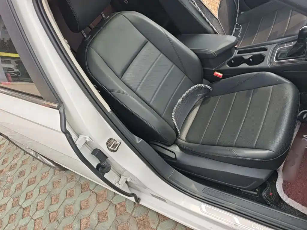 Volkswagen Lavida — миниатюра 25