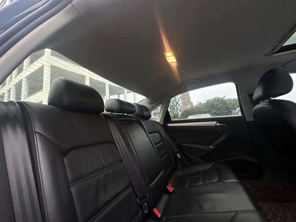 Volkswagen Passat — миниатюра 9