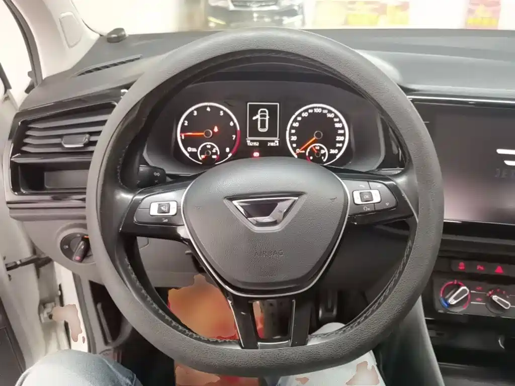 Jetta VS7 — миниатюра 11