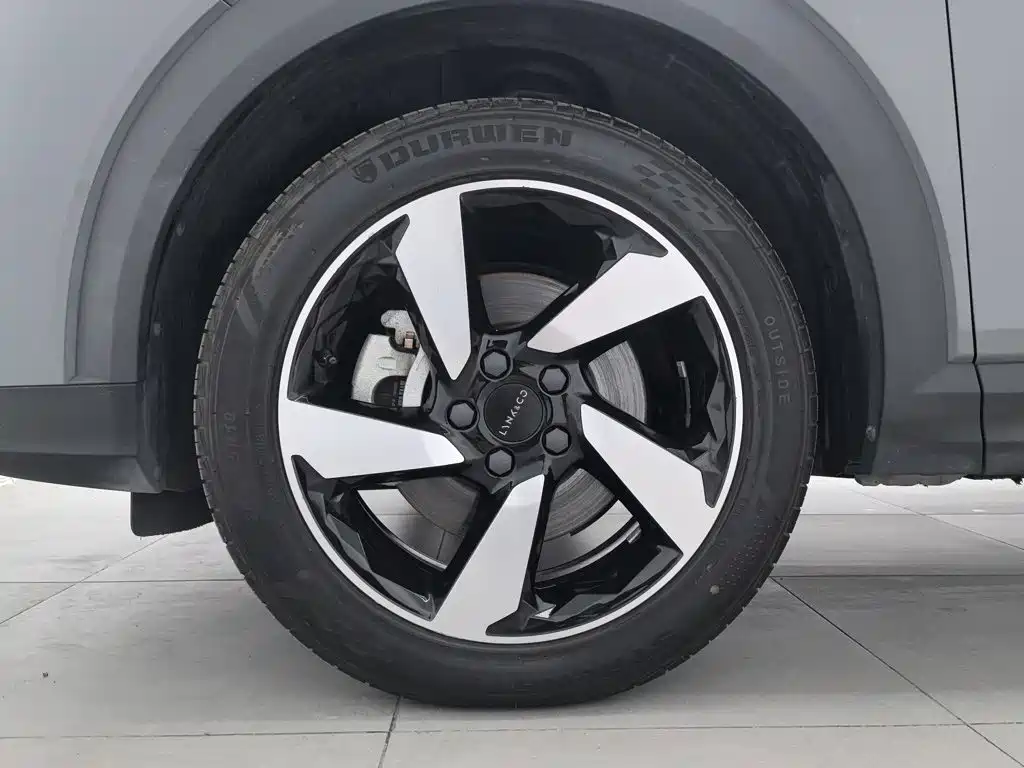 Lynk & Co 06 EM-P — миниатюра 17