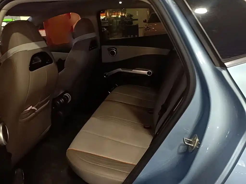 BYD Yuan Plus — миниатюра 17