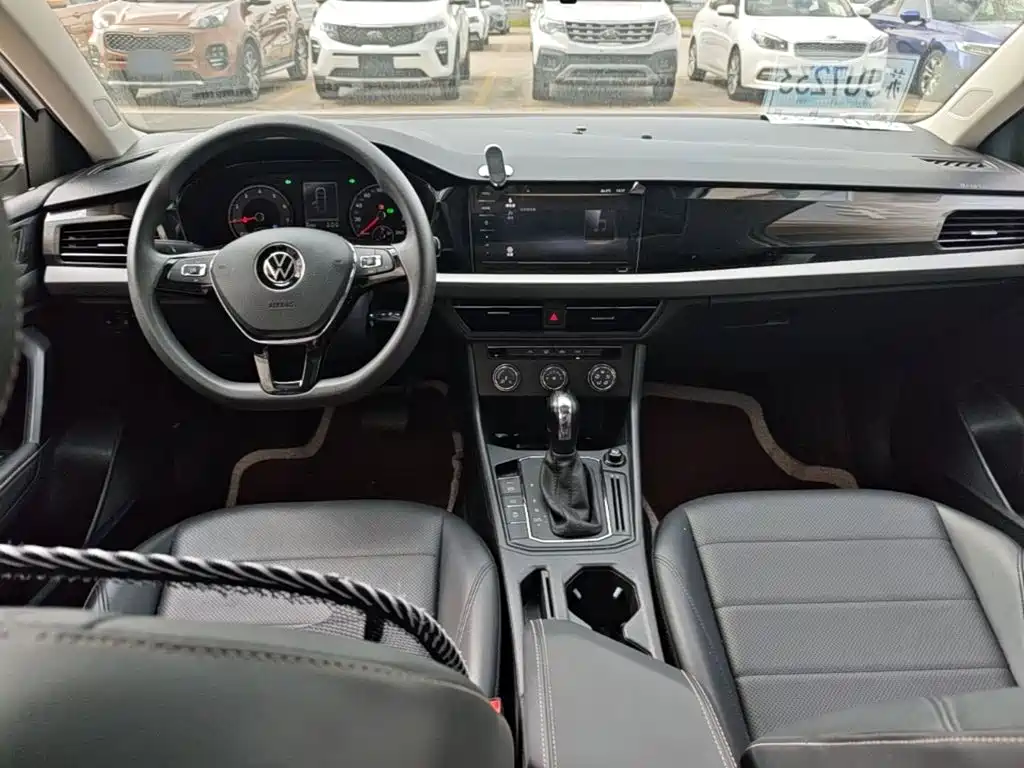 Volkswagen Lavida — миниатюра 10