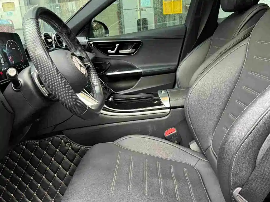 Mercedes-Benz C-Class — миниатюра 9