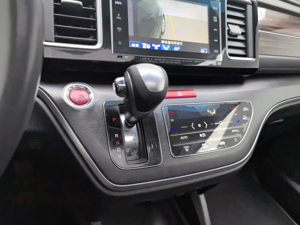 Honda Elysion — миниатюра 13