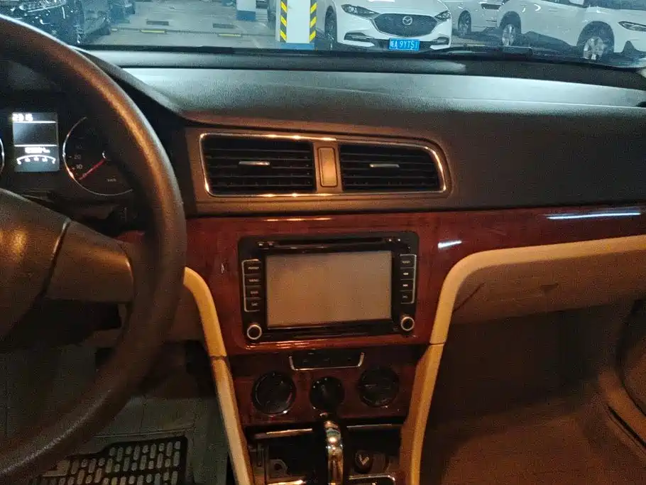 Volkswagen Lavida — миниатюра 13