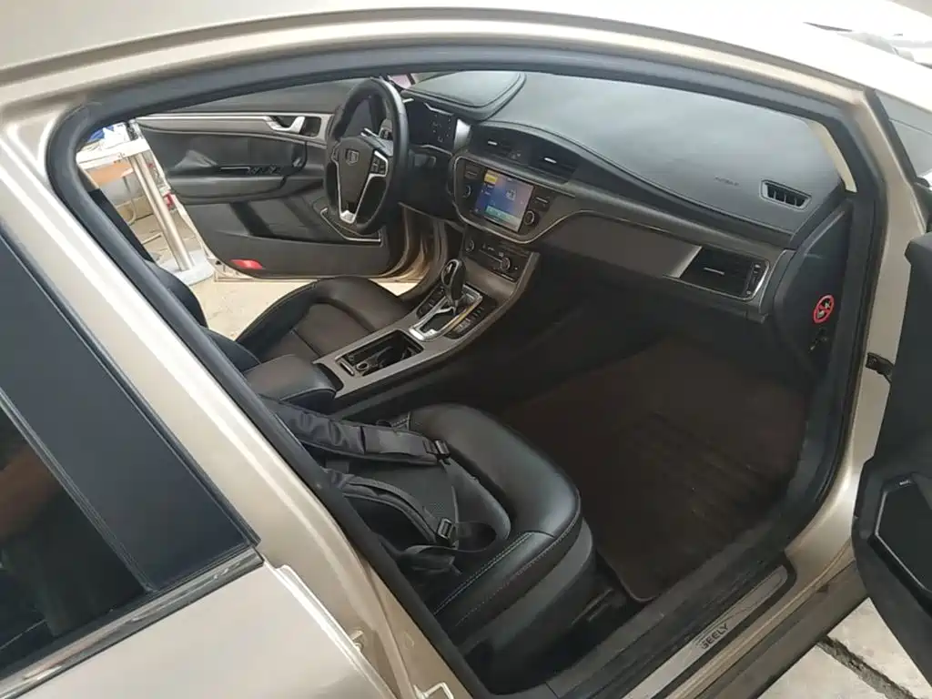 Geely Emgrand GS — миниатюра 9