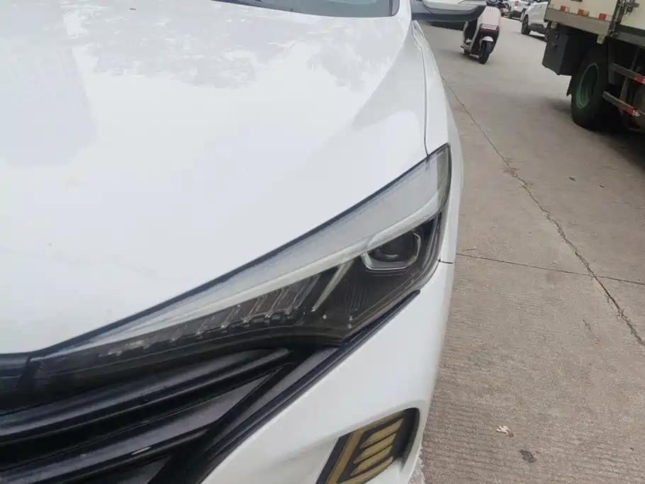Changan Eado — миниатюра 5