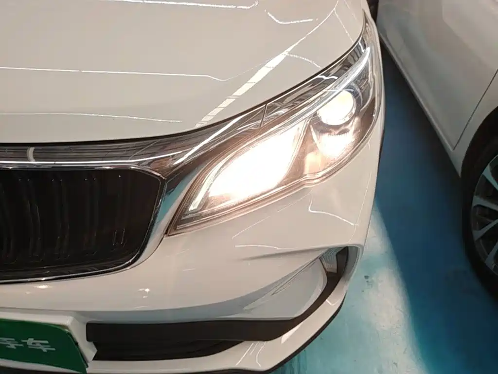 Geely Vision X3 — миниатюра 24