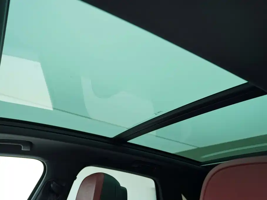 Porsche Cayenne — миниатюра 11