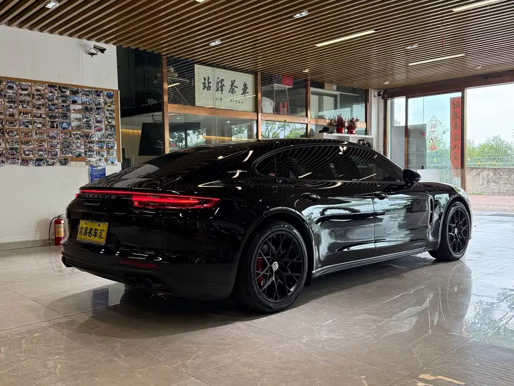 Porsche Panamera — миниатюра 4