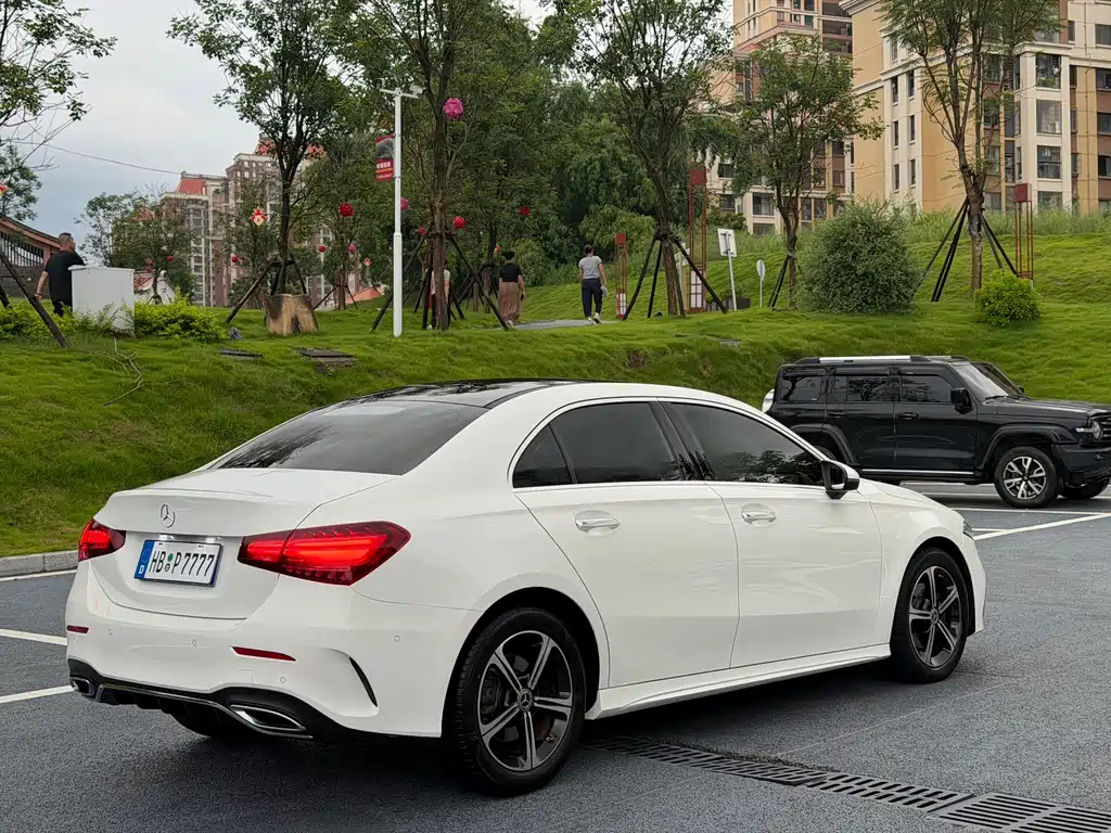 Mercedes-Benz A-Class — миниатюра 13
