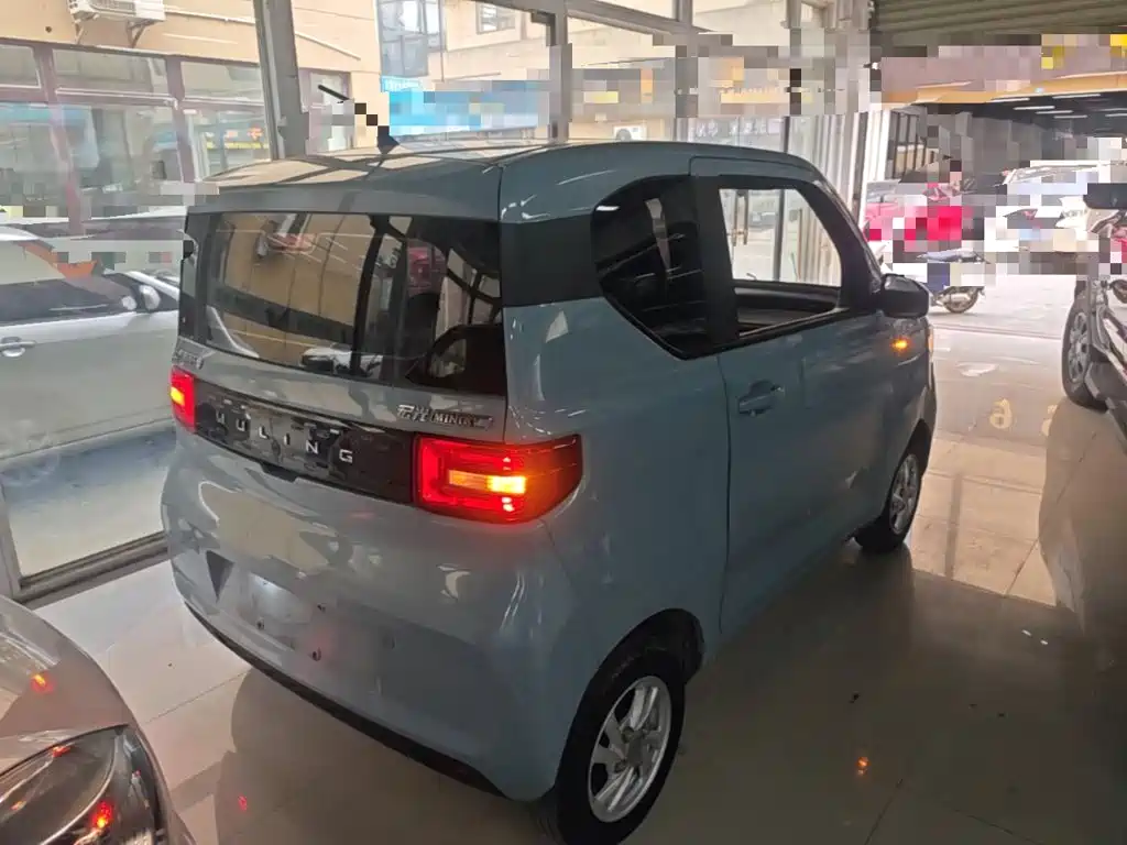 Wuling MINIEV — миниатюра 7