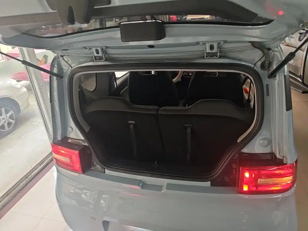 Wuling MINIEV — миниатюра 19