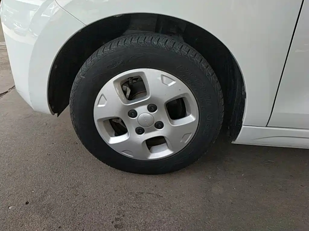 Roewe Clever — миниатюра 23