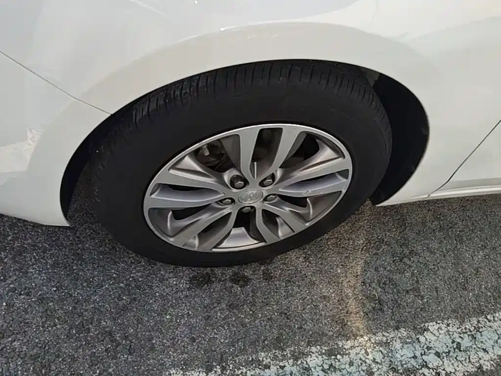Buick Excelle — миниатюра 23