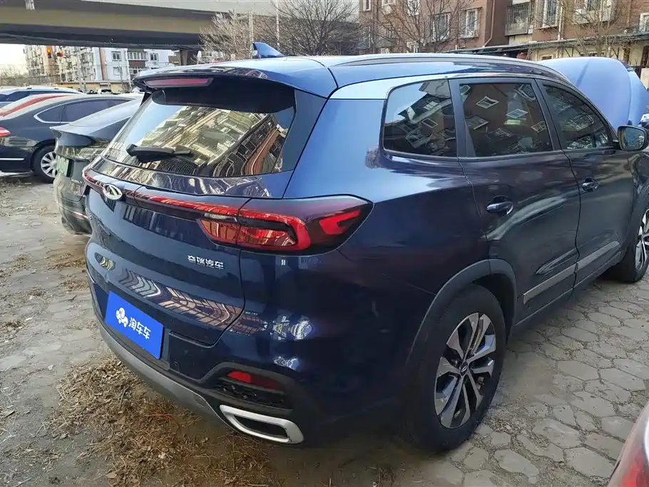 CHERY TIGGO 8