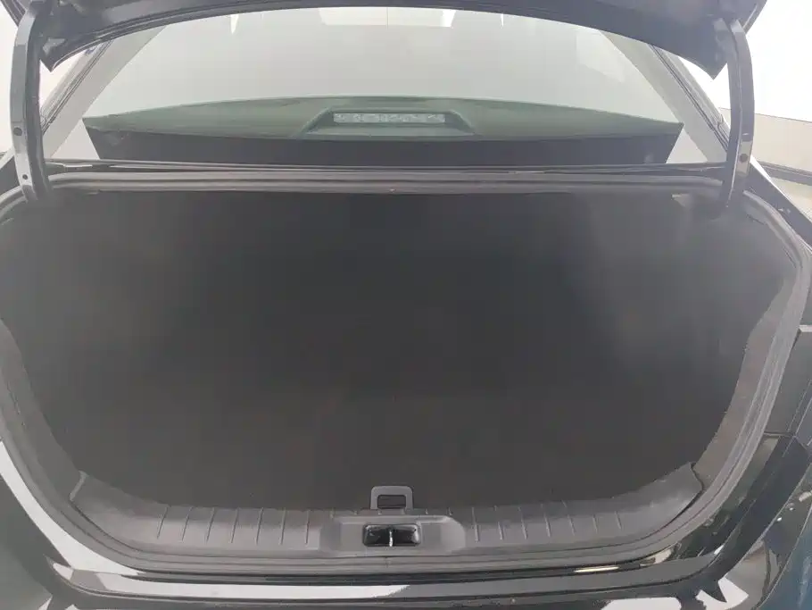 Nissan Teana — миниатюра 4