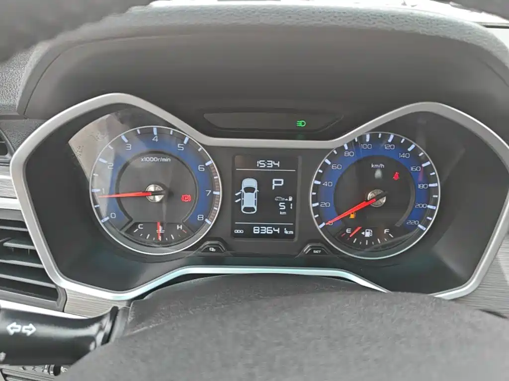 Geely Vision X3 — миниатюра 12