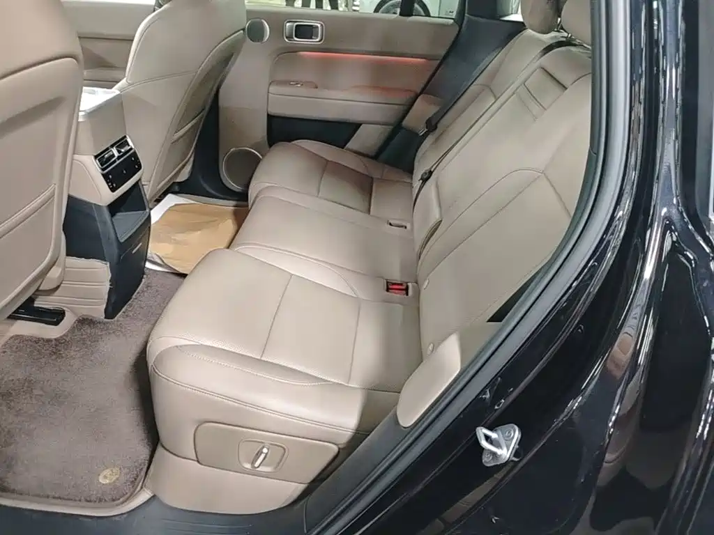 Li Auto Li L6 — миниатюра 17